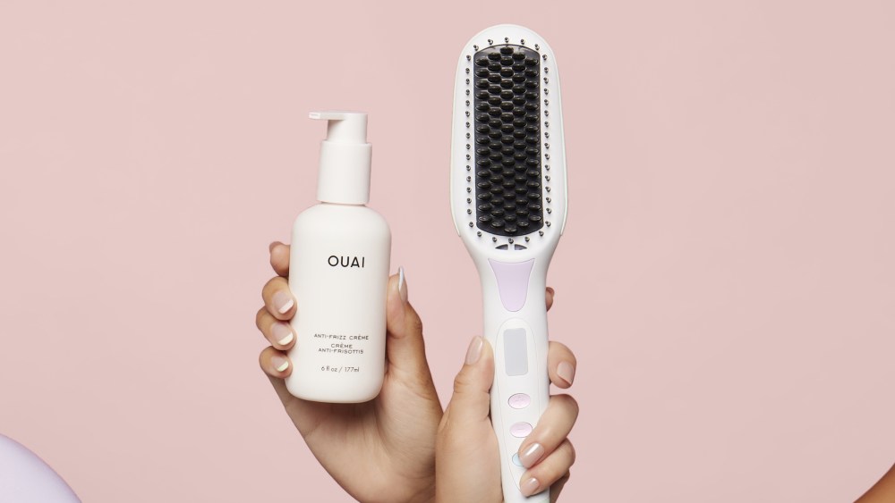 Ouai anti-frizz creme and straightening brush